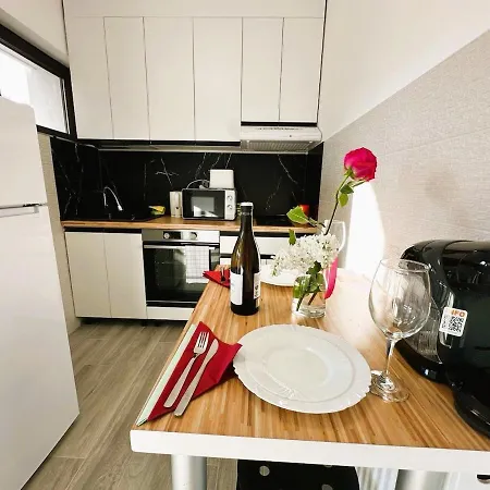 Old Town Retreat 9 * Бухарест