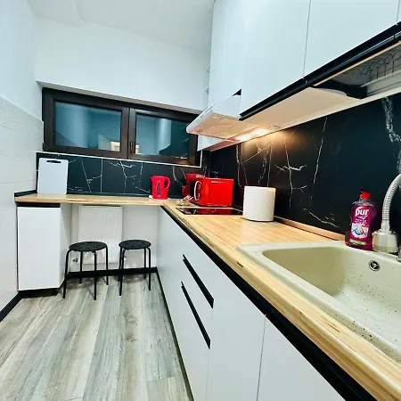 Old Town Retreat 9 *