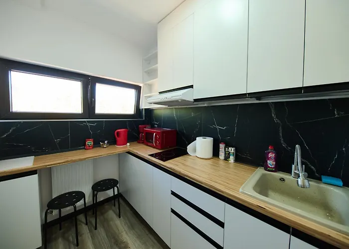 Old Town Retreat 9 *