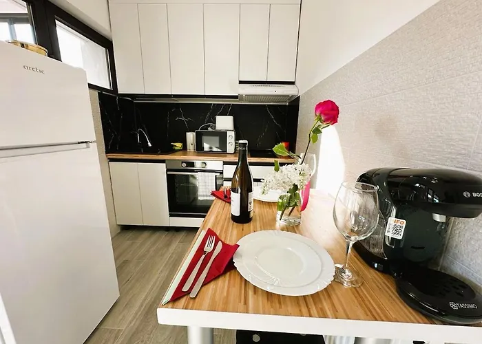 Old Town Retreat 9 * 부쿠레슈티